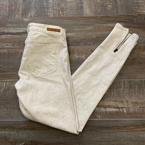 Billabong Denim - BILLABONG Skinny’s jeans in nice condition